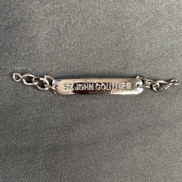 ♻️ Authentic St.John Couture Chain Label - Picture 1 of 2